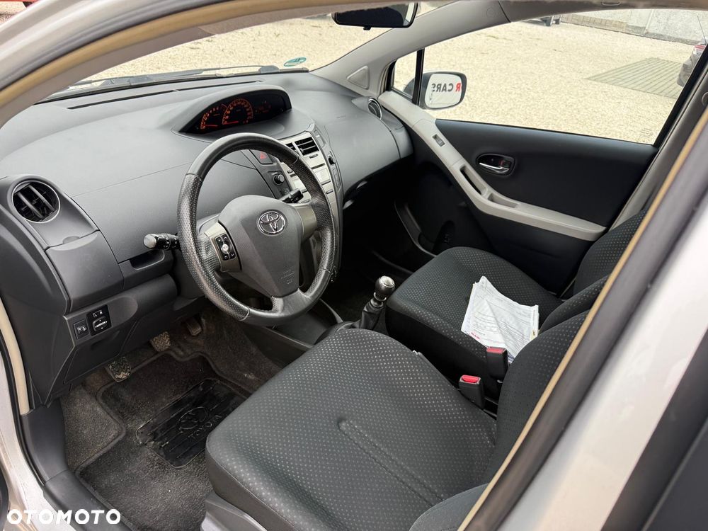 Toyota Yaris 1.33 VVT-i Cool+ - 11