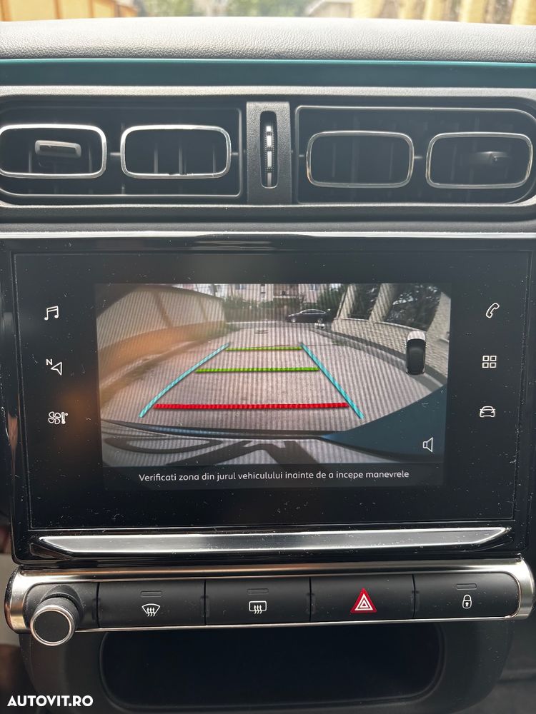 Citroën C3 1.2 PureTech S&S BVM5 Shine - 17