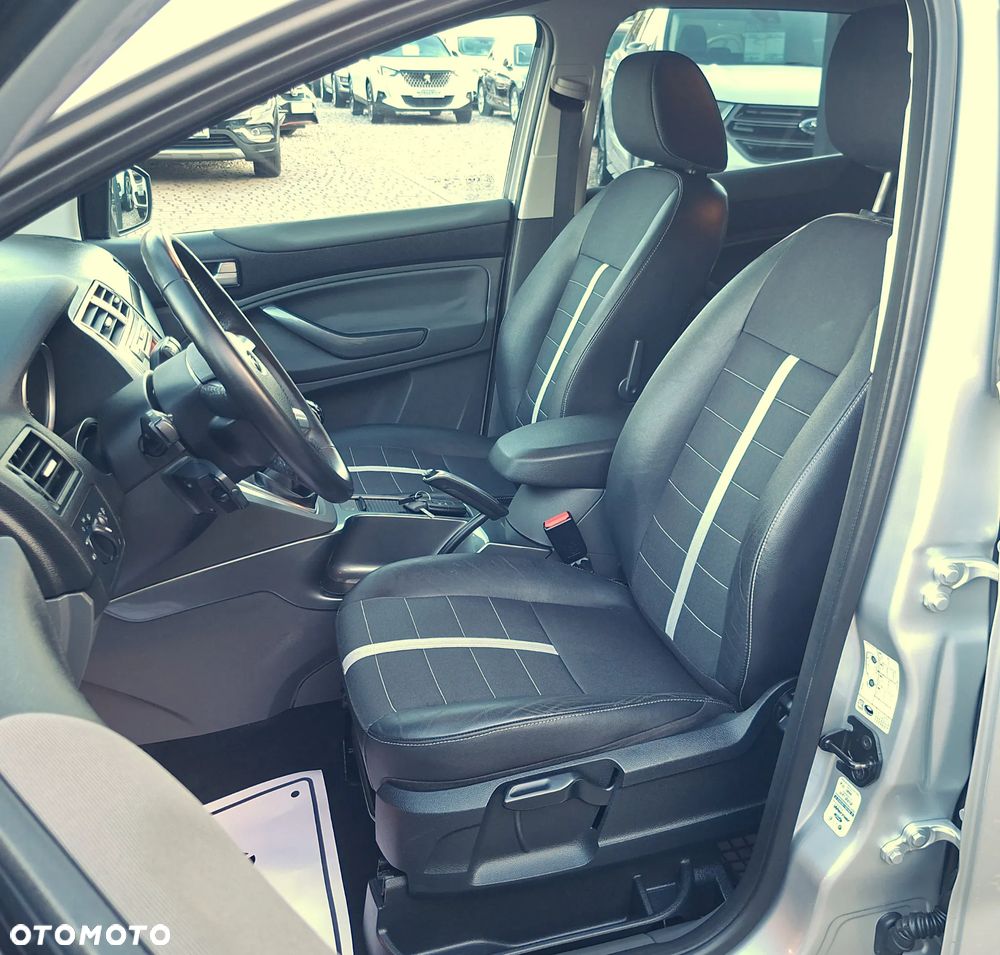 Ford Kuga 2.0 TDCi 2x4 Champions Edition - 16