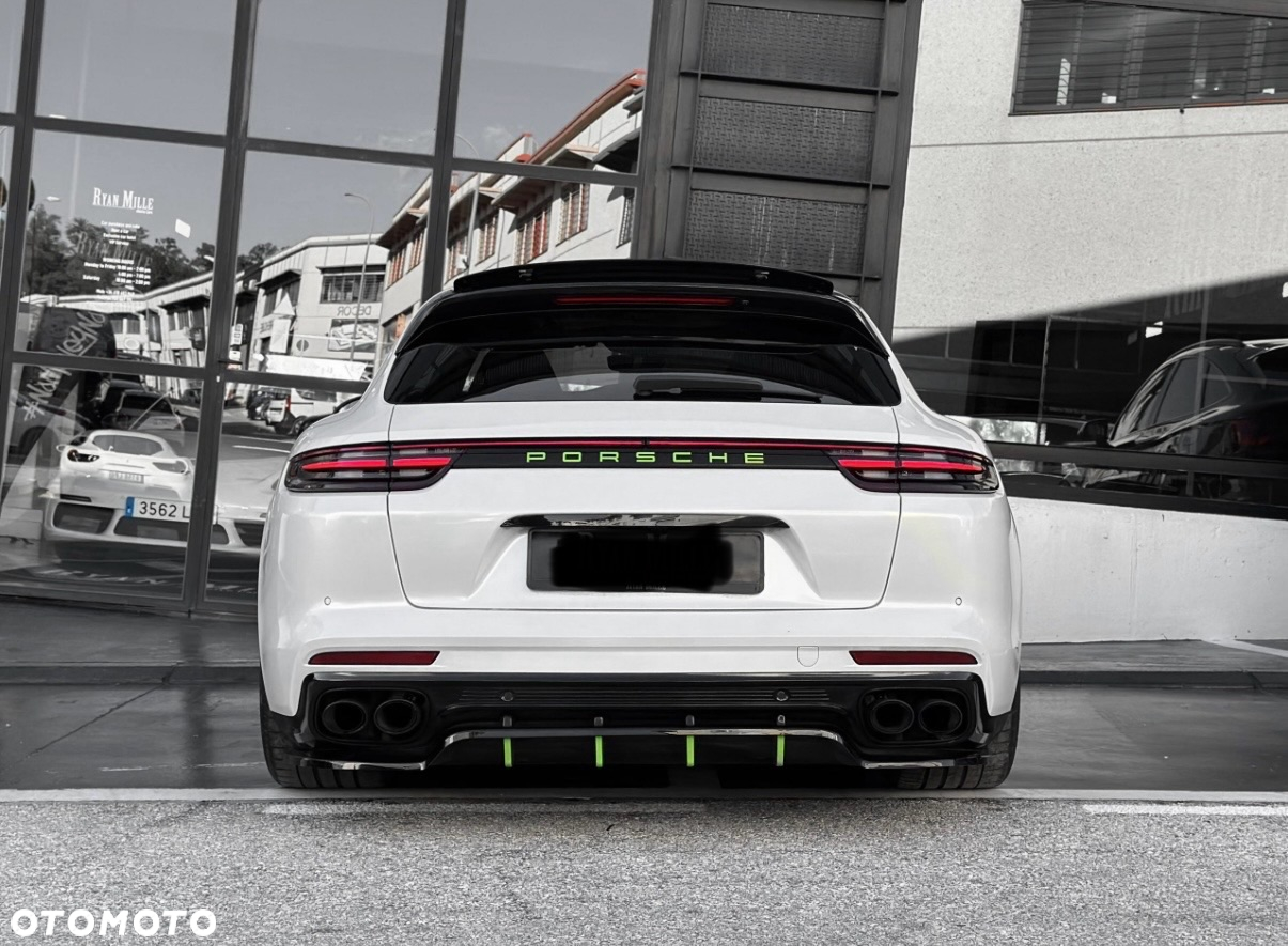 Porsche Panamera - 5