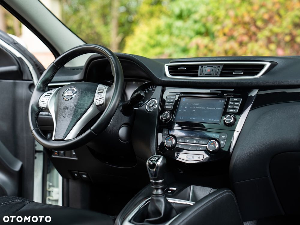 Nissan Qashqai 1.6 dCi TEKNA - 29