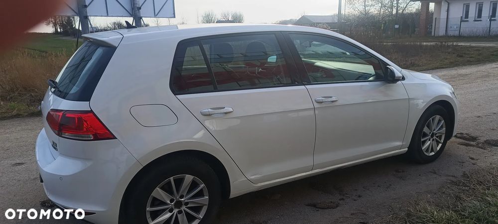 Volkswagen Golf 1.2 TSI BMT Comfortline - 3