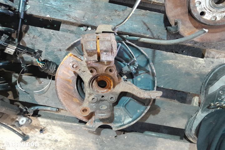 Fuzeta fata dreapta Volkswagen VW Caddy 3 [facelift] [2010 - 2015] Tr - 2