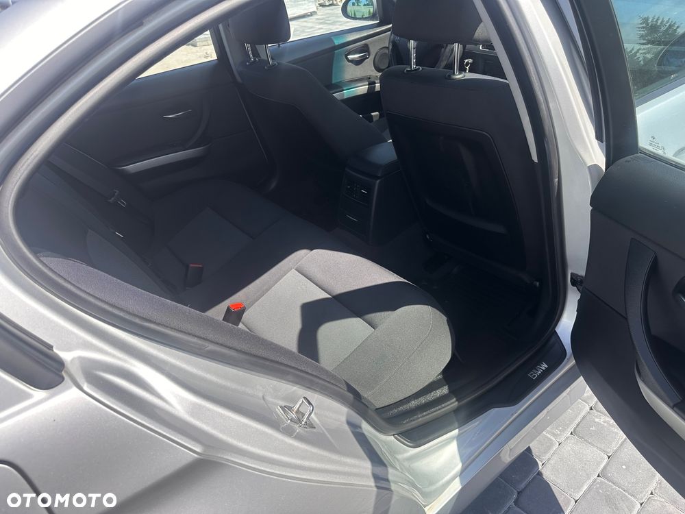 BMW Seria 3 - 21