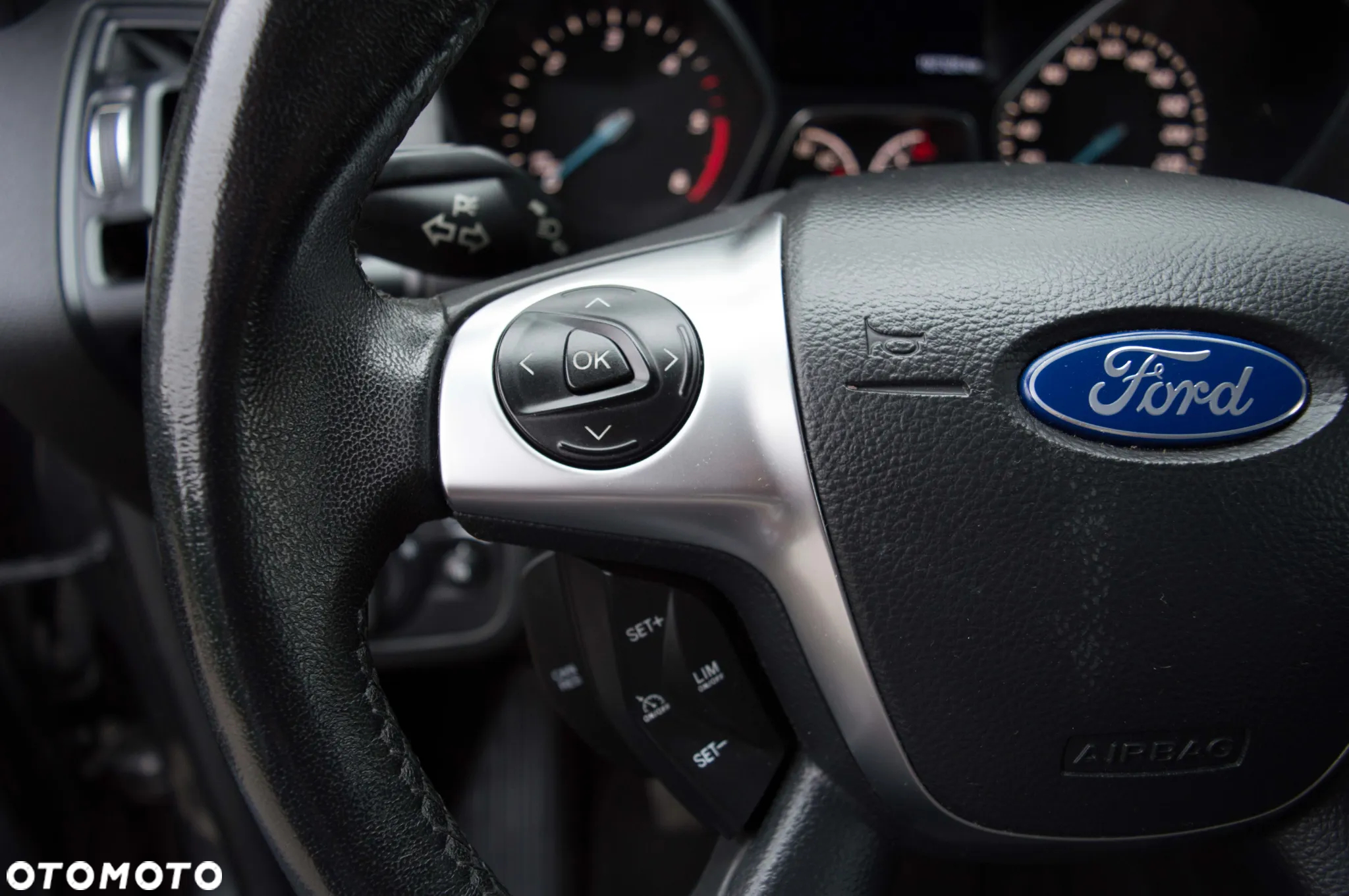 Ford Kuga 2.0 TDCi 4x2 Titanium - 20