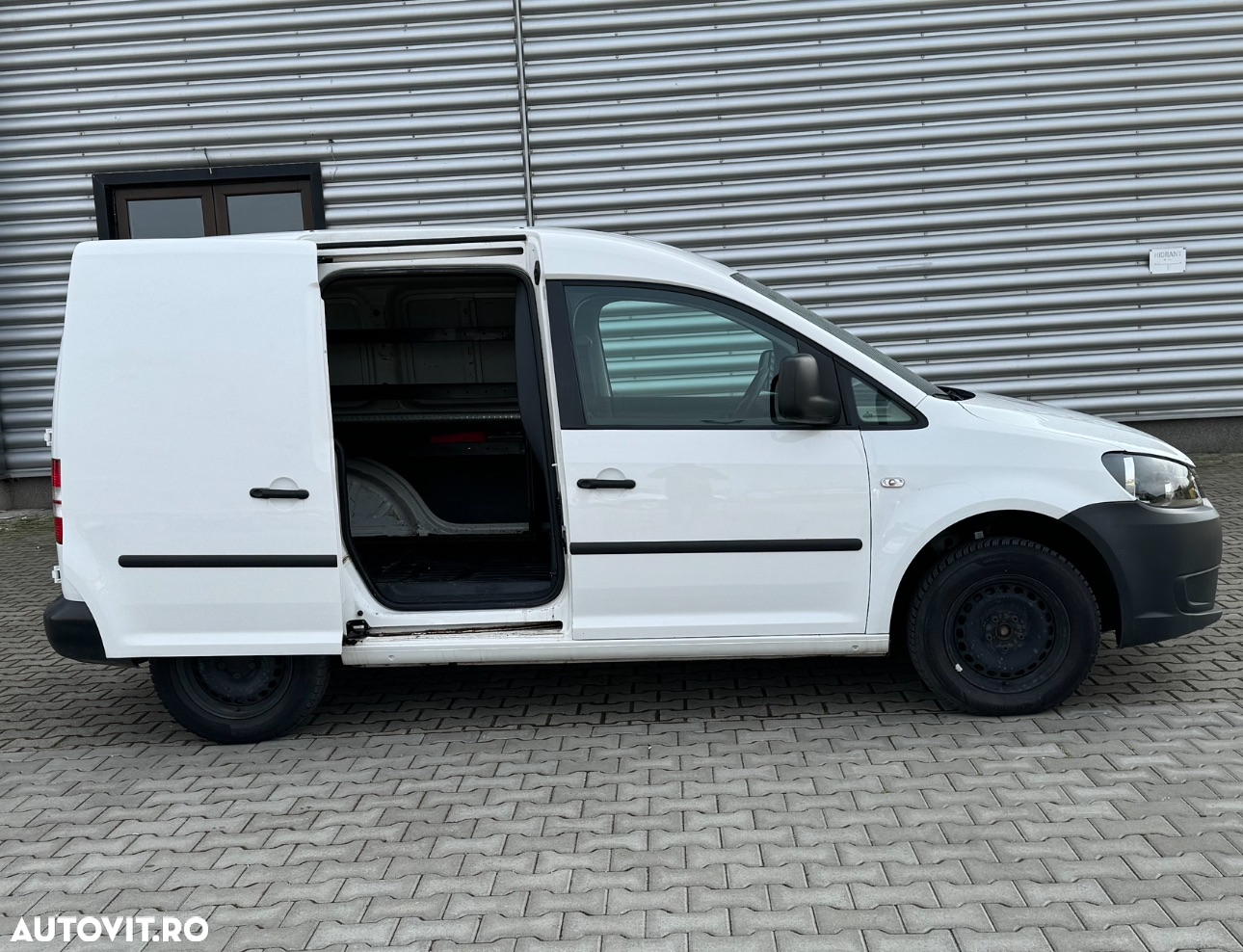 Volkswagen Caddy - 2