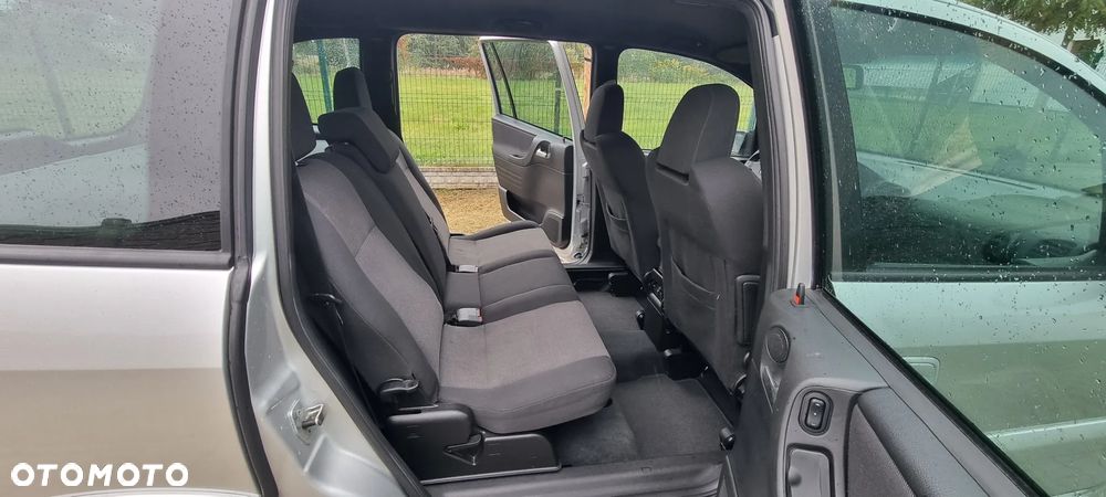 Opel Zafira 2.2 Elegance - 20