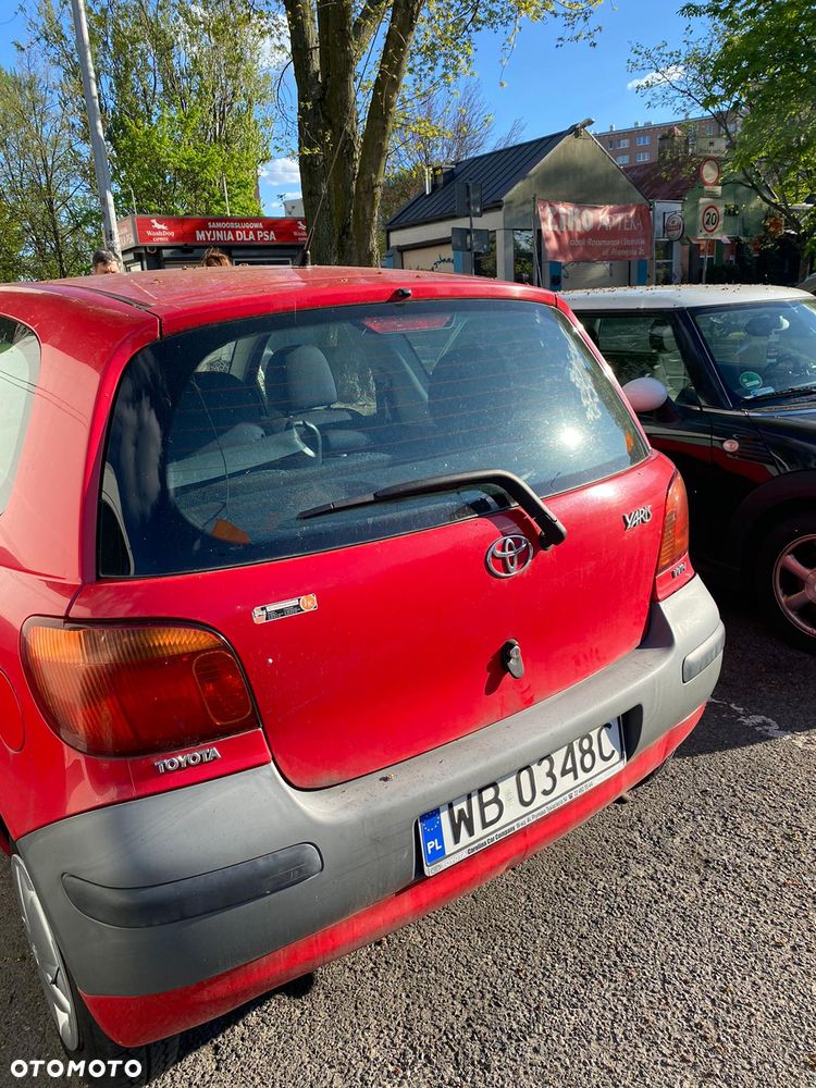 Toyota Yaris 1.0 Luna - 6