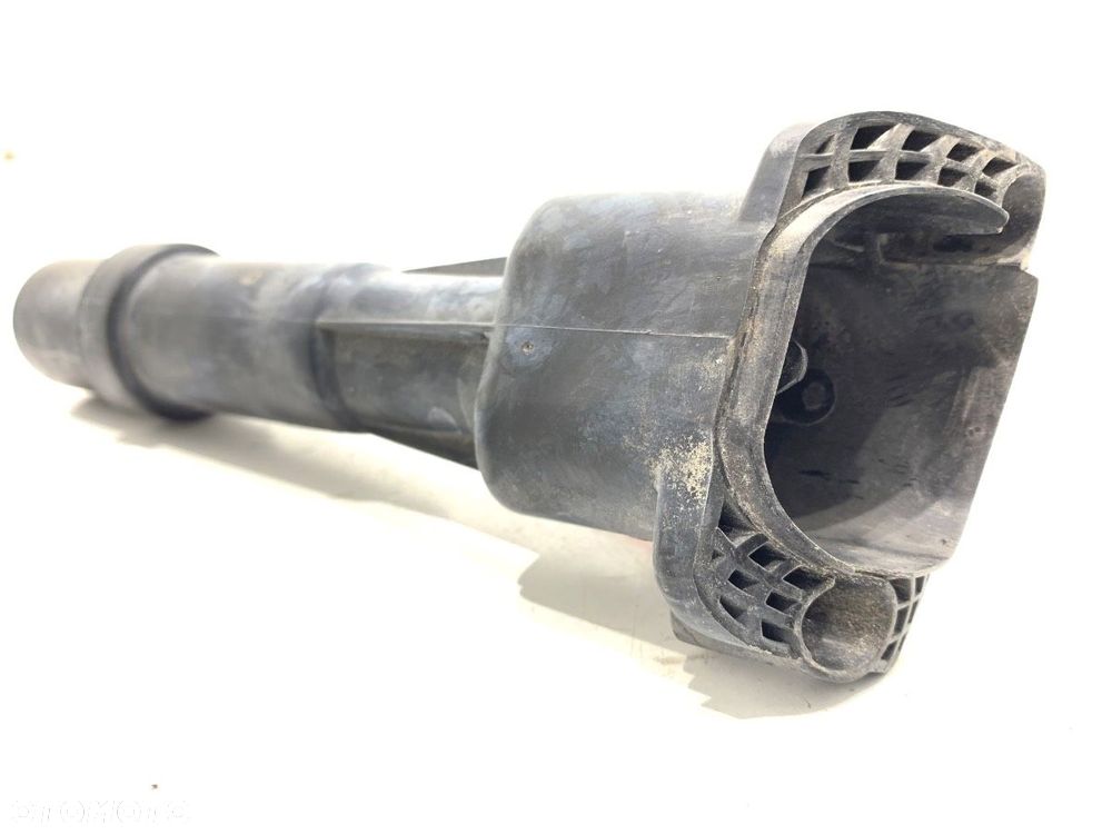 SPRYSKIWACZ REFLEKTORA PRAWY PRZÓD  VOLVO XC90 I (275) 2002 - 2015 T6 AWD 200 kW [272 KM] benzyna - 1