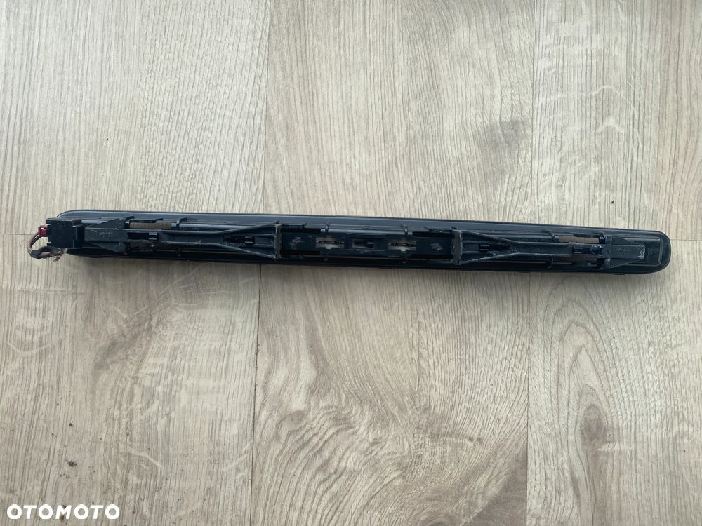 ŚWIATŁO LAMPA STOP STOPU MERCEDES W211 156439 - 3