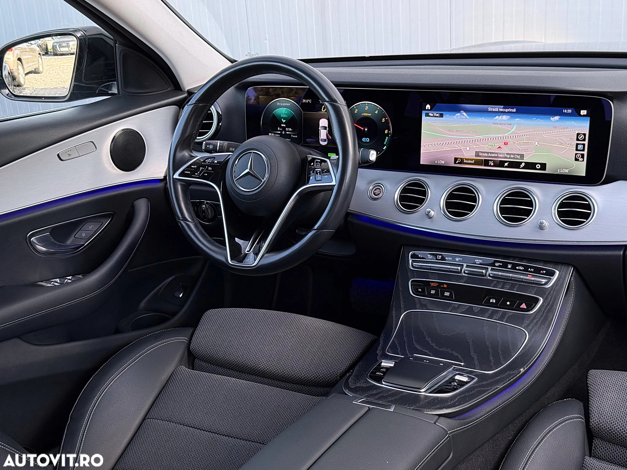 Mercedes-Benz E 300 de 9G-TRONIC AMG Line - 14