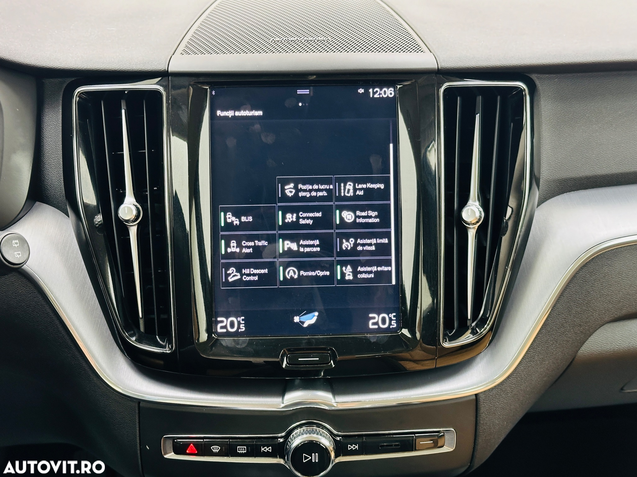 Volvo XC 60 - 38