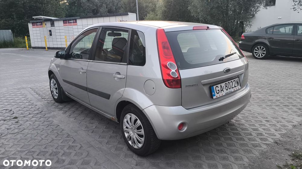Ford Fiesta - 5