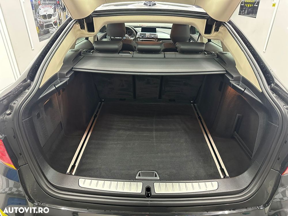 BMW Seria 3 320d xDrive - 16