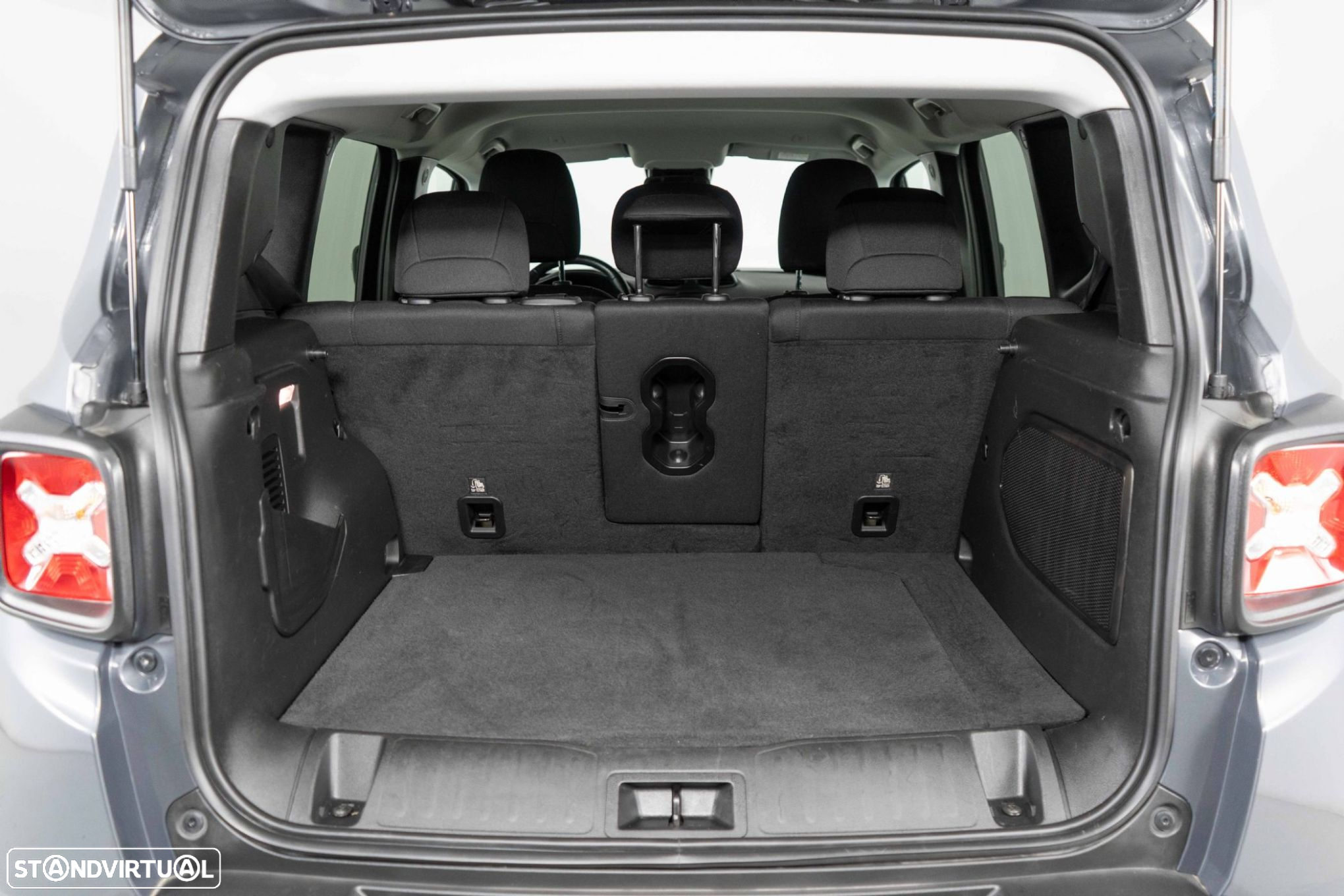 Jeep Renegade 1.3 TG 4Xe Trailhawk - 13