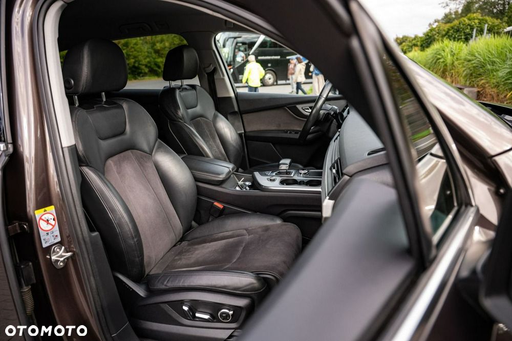 Audi Q7 3.0 TDI ultra Quattro Tiptr - 25
