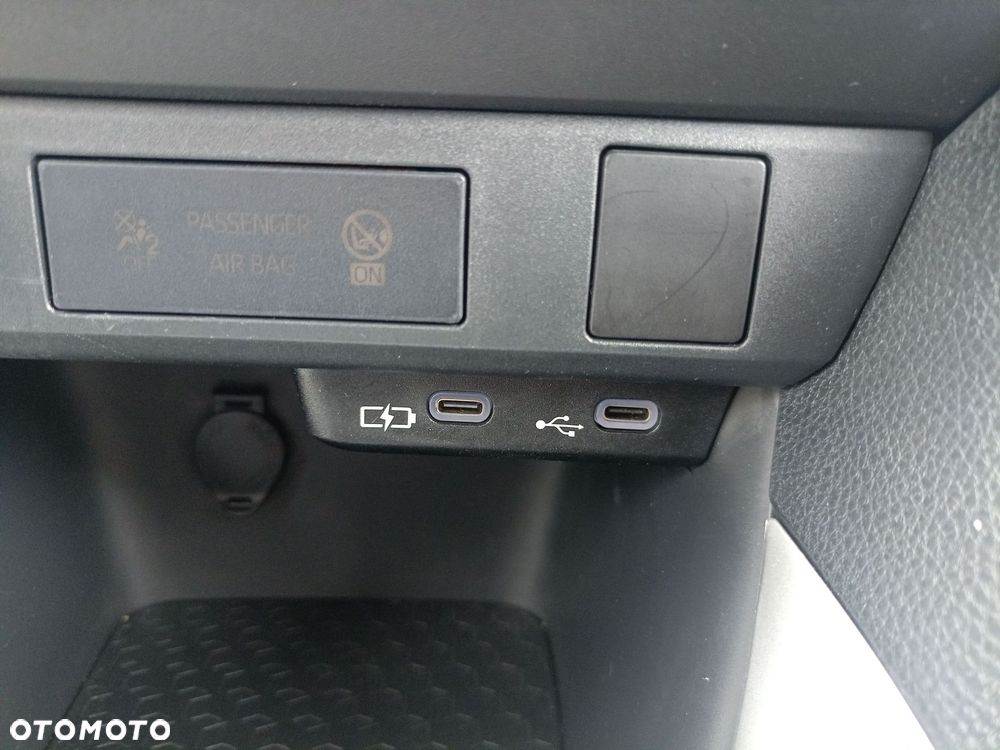 Toyota Yaris - 23