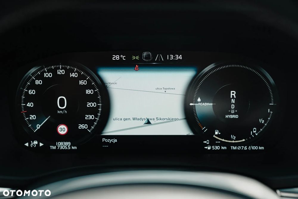 Volvo XC 60 T6 AWD Plug-In Hybrid R-Design - 22
