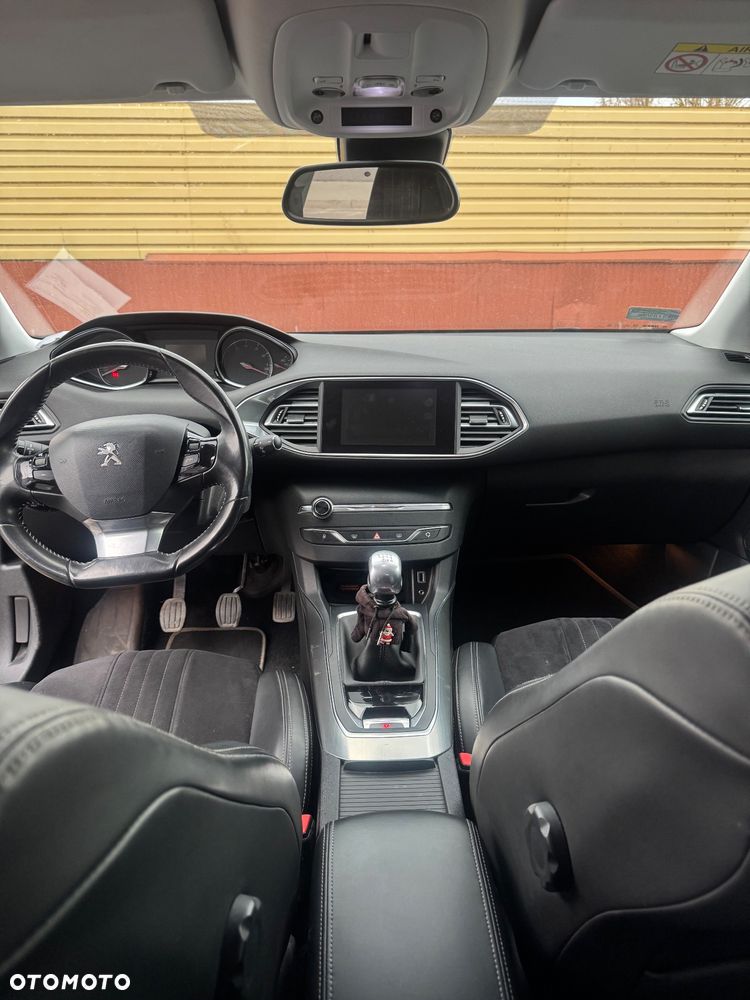 Peugeot 308 - 6
