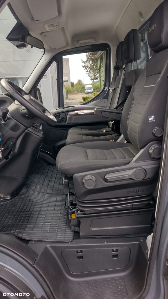 Iveco Daily 3.0 180KM Autolaweta Salon PL wyciągarka hak najazdy - 19