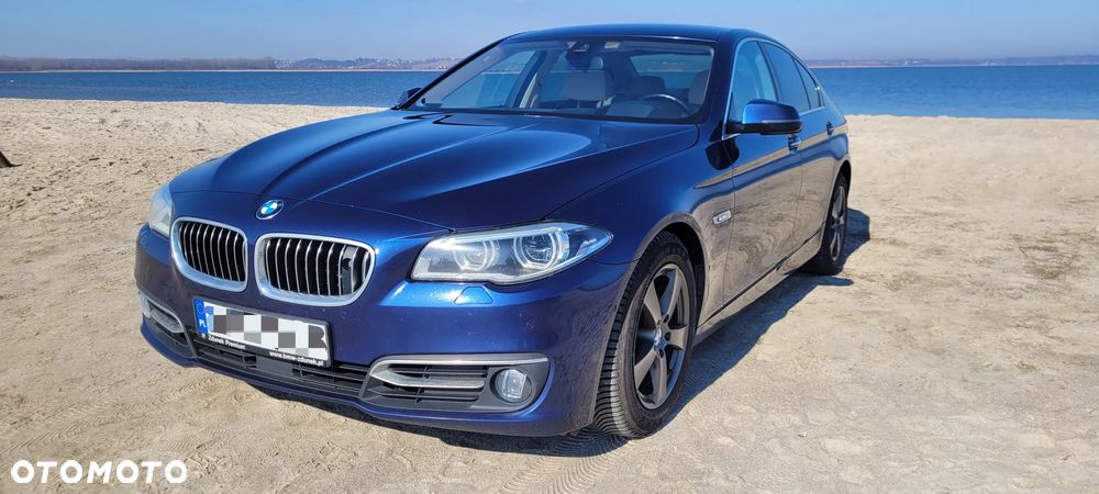 BMW Seria 5 530d xDrive Luxury Line - 7