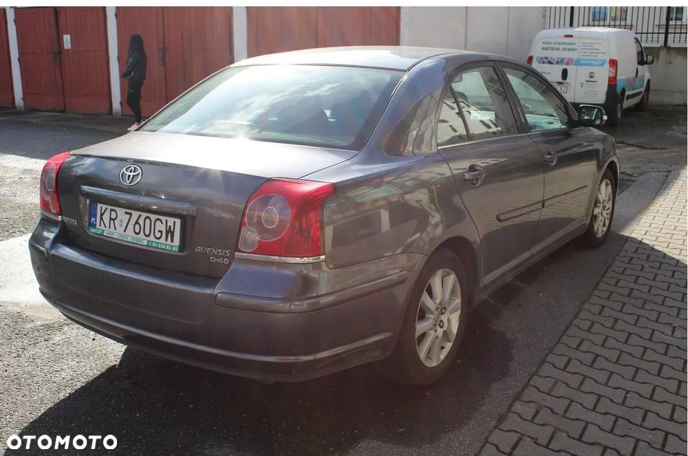 Toyota Avensis 2.0 D-4D Sol - 5