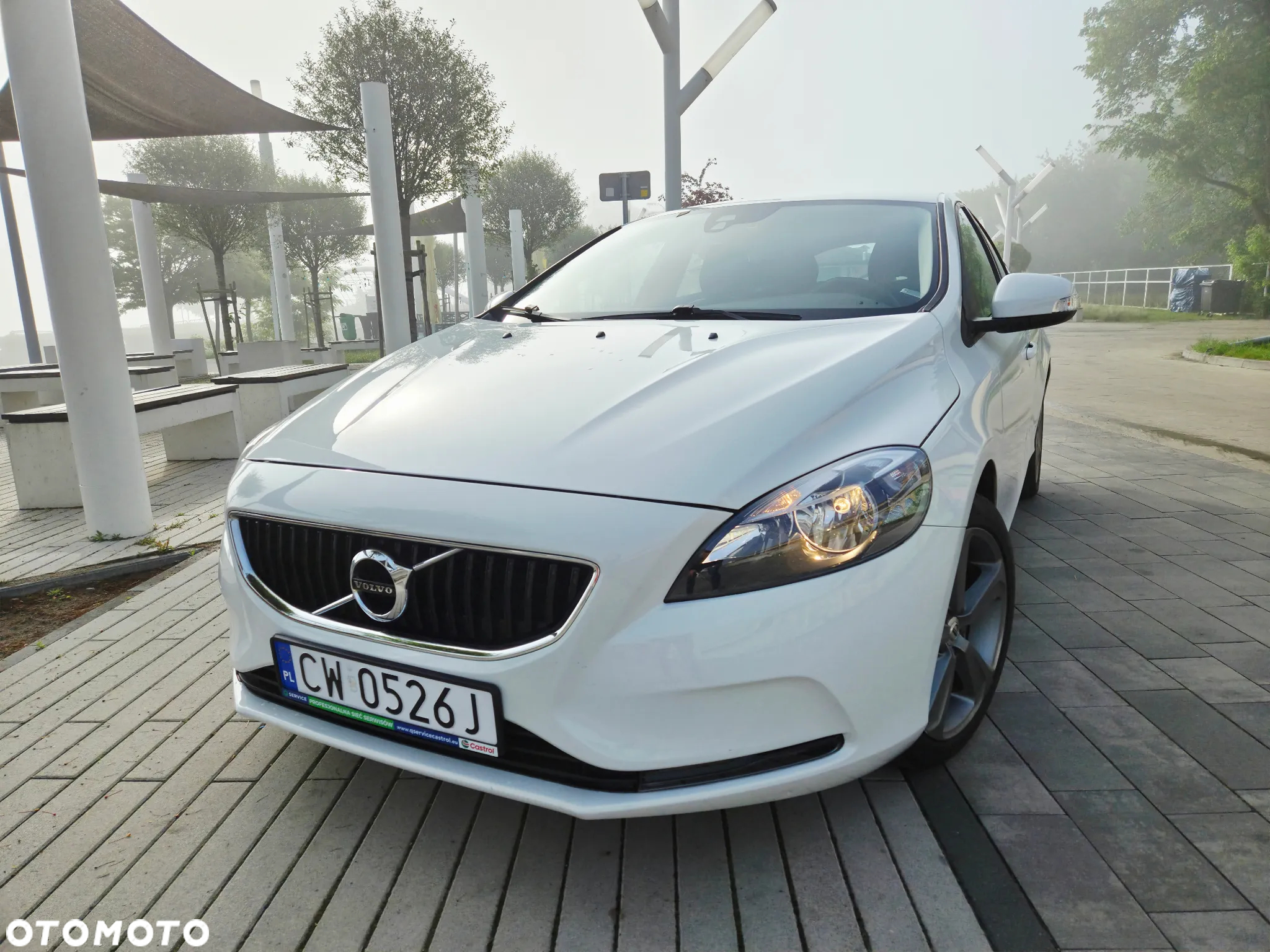 Volvo V40 D2 Drive-E Kinetic - 2