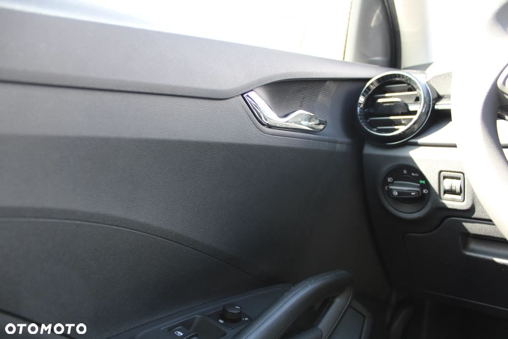 Skoda Fabia 1.0 TSI Essence - 12