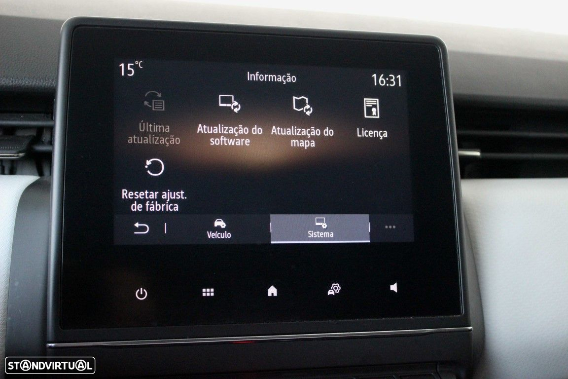Renault Clio - 31