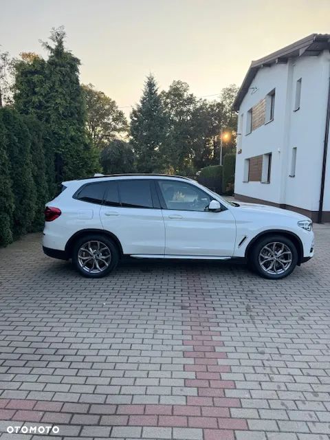 BMW X3 xDrive30i GPF Luxury Line - 5