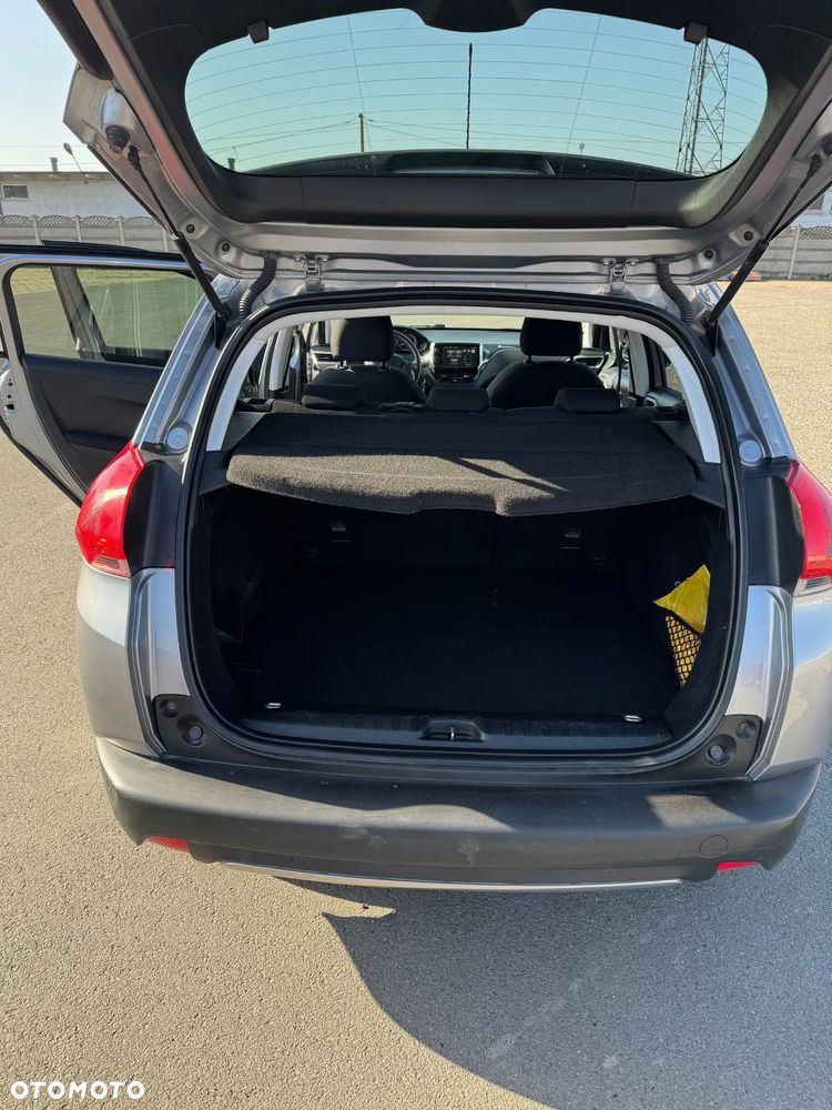 Peugeot 2008 - 11