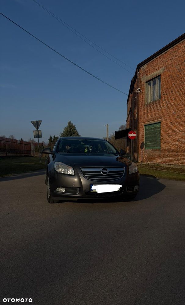 Opel Insignia 1.8 - 1