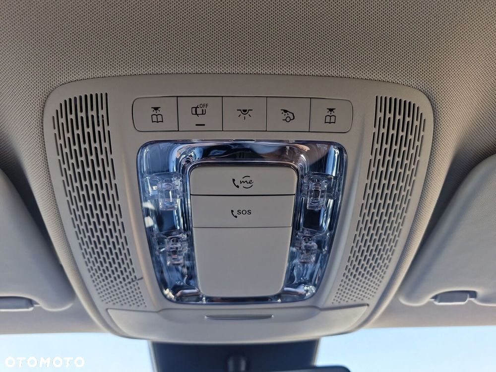 Mercedes-Benz CLA 180 Progressive 7G-DCT - 22