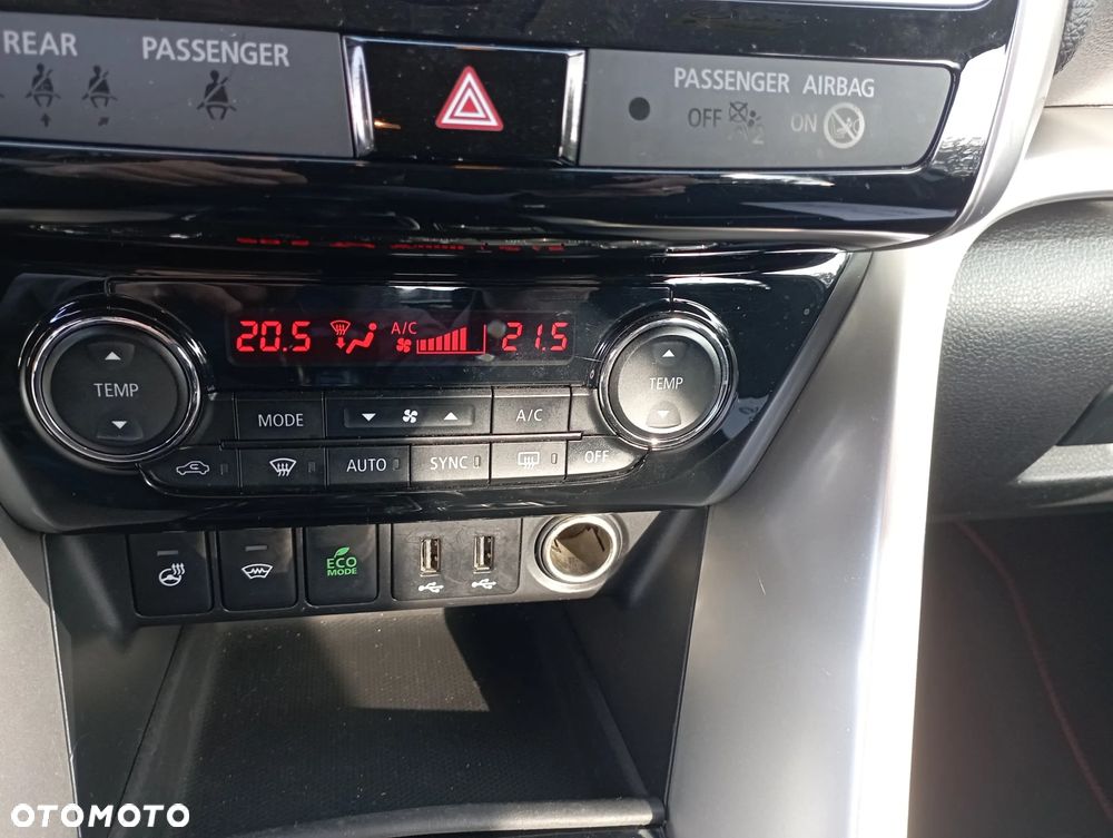 Mitsubishi Eclipse Cross 1.5 T Intense - 13