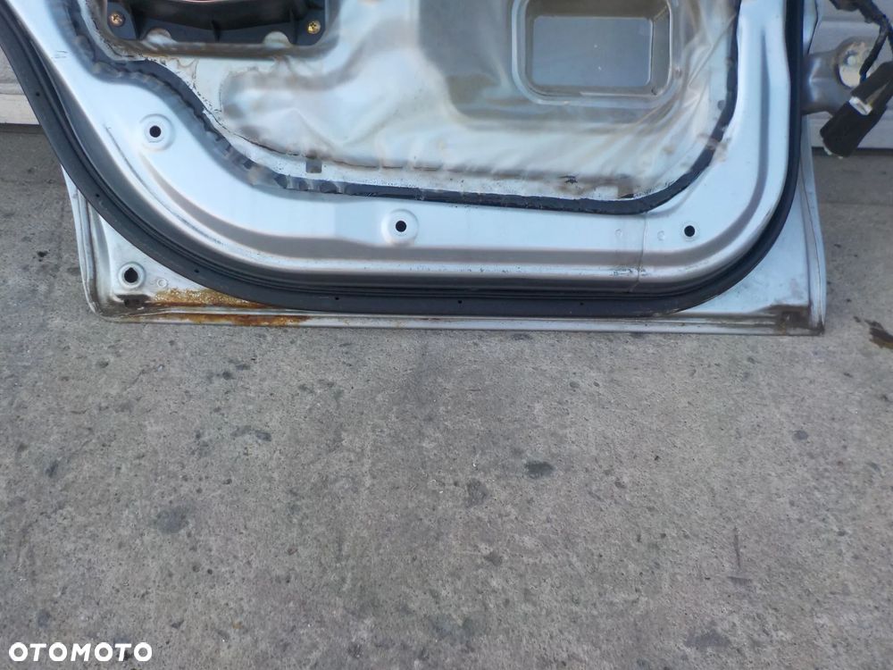 MITUBISHI PAJERO SPORT DRZWI LEWE TYŁ TYLNE - 4