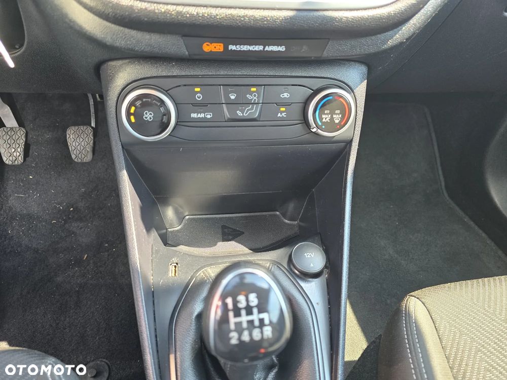 Ford Fiesta 1.0 EcoBoost S&S TREND - 10