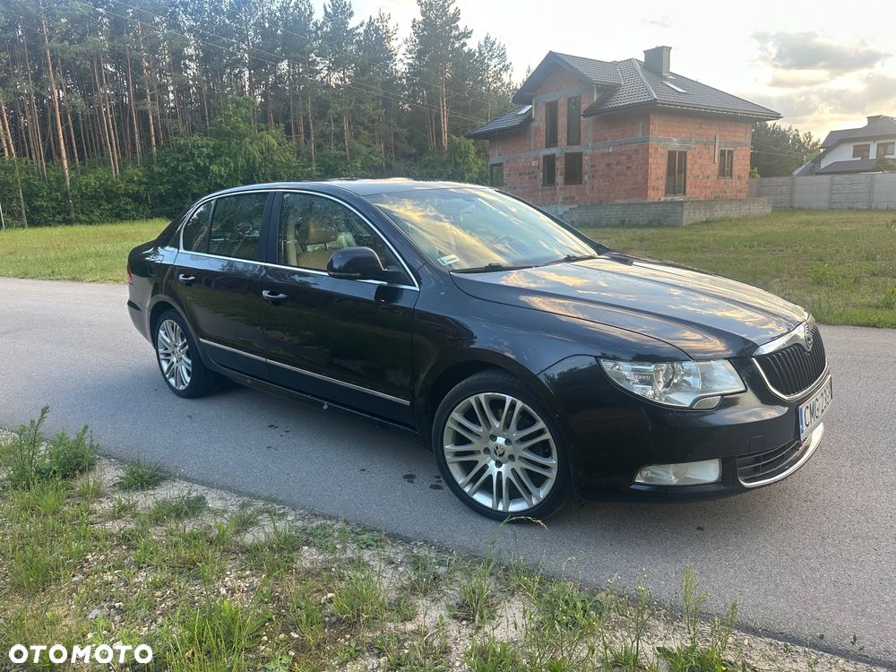 Skoda Superb 2.0 TDI Comfort DSG - 3
