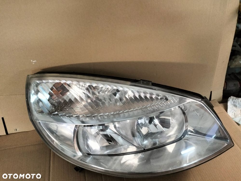RENAULT SCENIC 2 LAMPA PRZÓD PRAWA ŁADNA - 2
