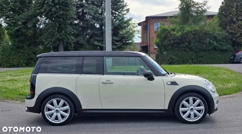 MINI Clubman Cooper D - 8