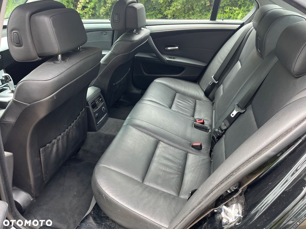BMW Seria 5 520d - 10