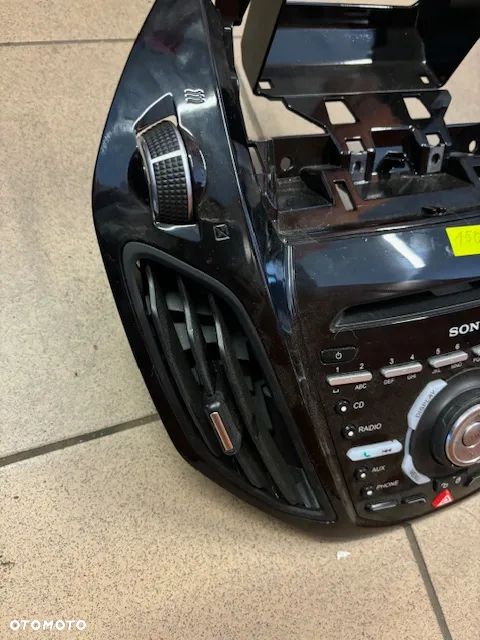 RADIO RAMKA KRATKI FORD B-MAX - 2