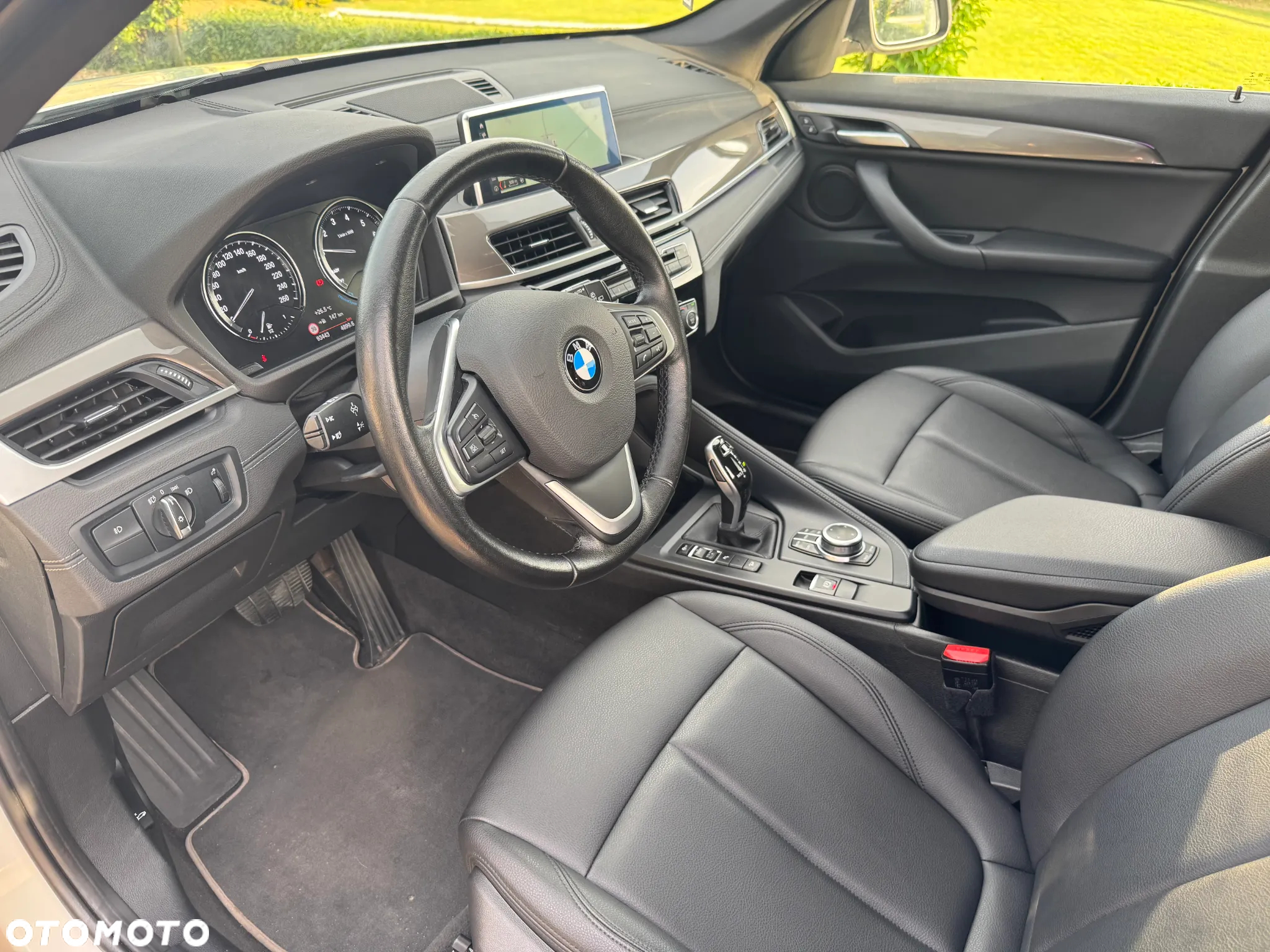 BMW X1 xDrive25i GPF xLine - 8