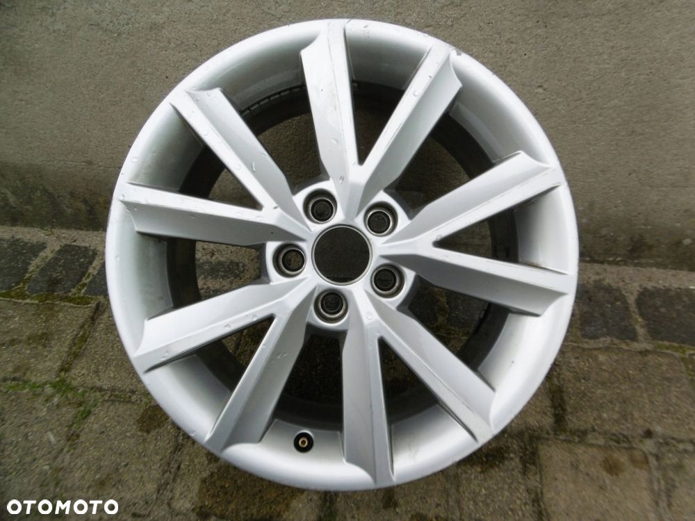 SKODA RAPID 5JA 7Jx16H2 ET46 5X100 - felga - 1