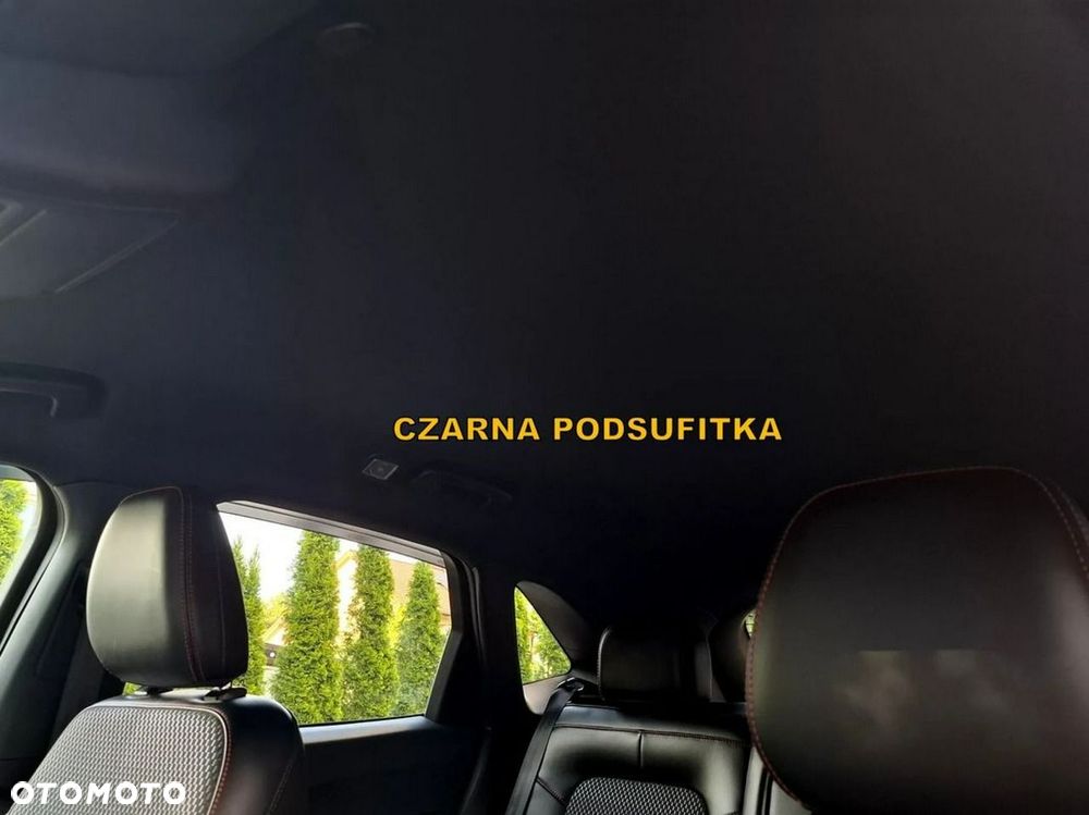 Ford Kuga 2.5 Duratec FHEV 4x4 ST-LINE X - 28