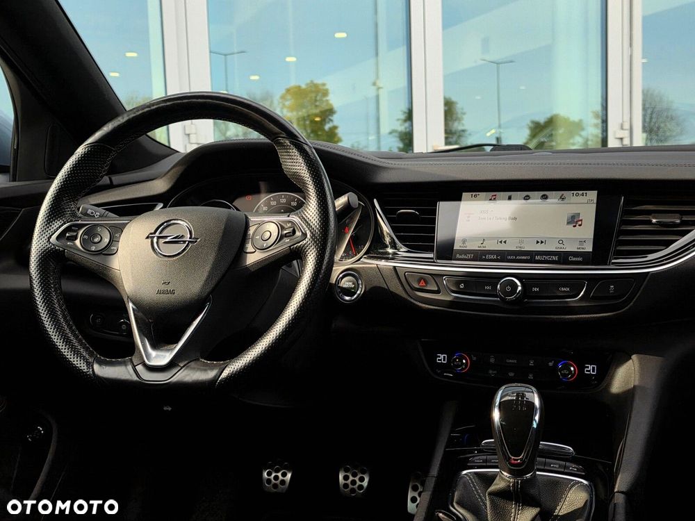 Opel Insignia CT 2.0 CDTI 4x4 Exclusive S&S - 16