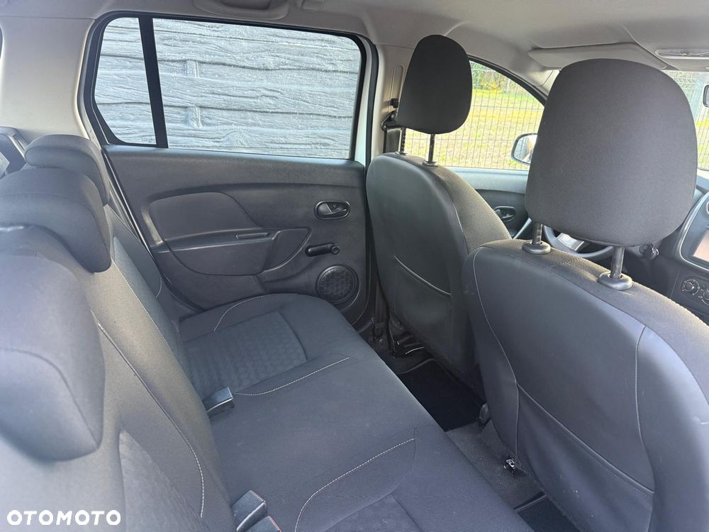 Dacia Logan TCe 90 Prestige - 12