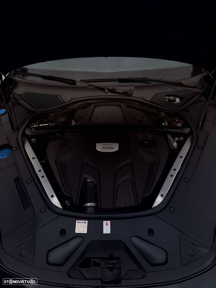 Porsche Panamera 4 Executive - 13