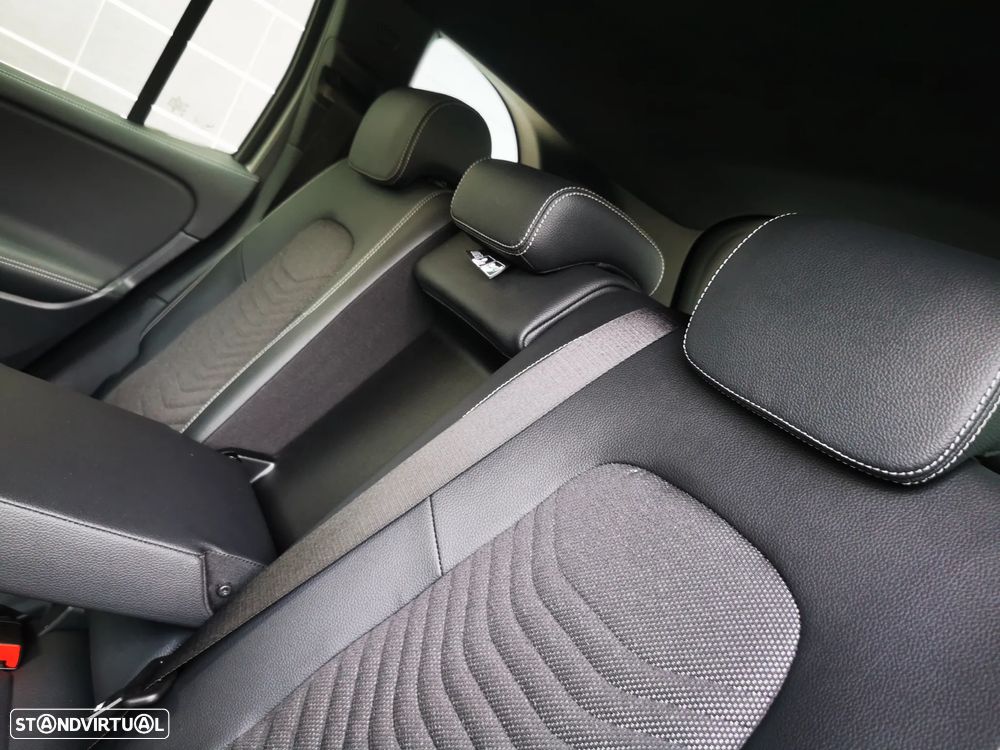 Mercedes-Benz EQB 250+ Edition - 28