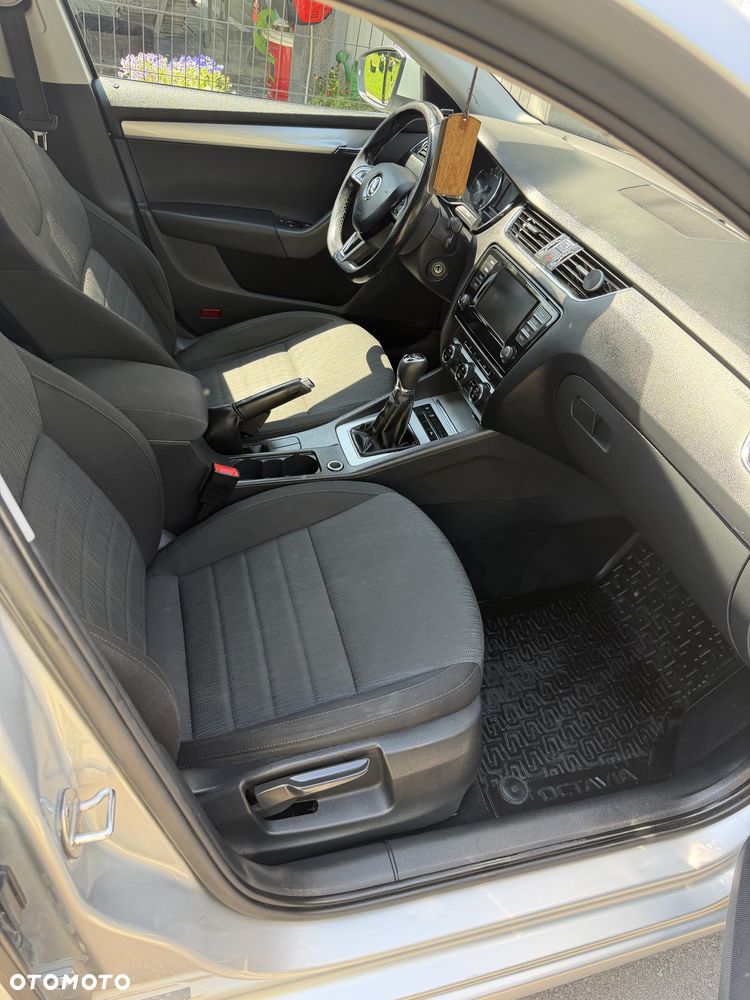 Skoda Octavia - 10