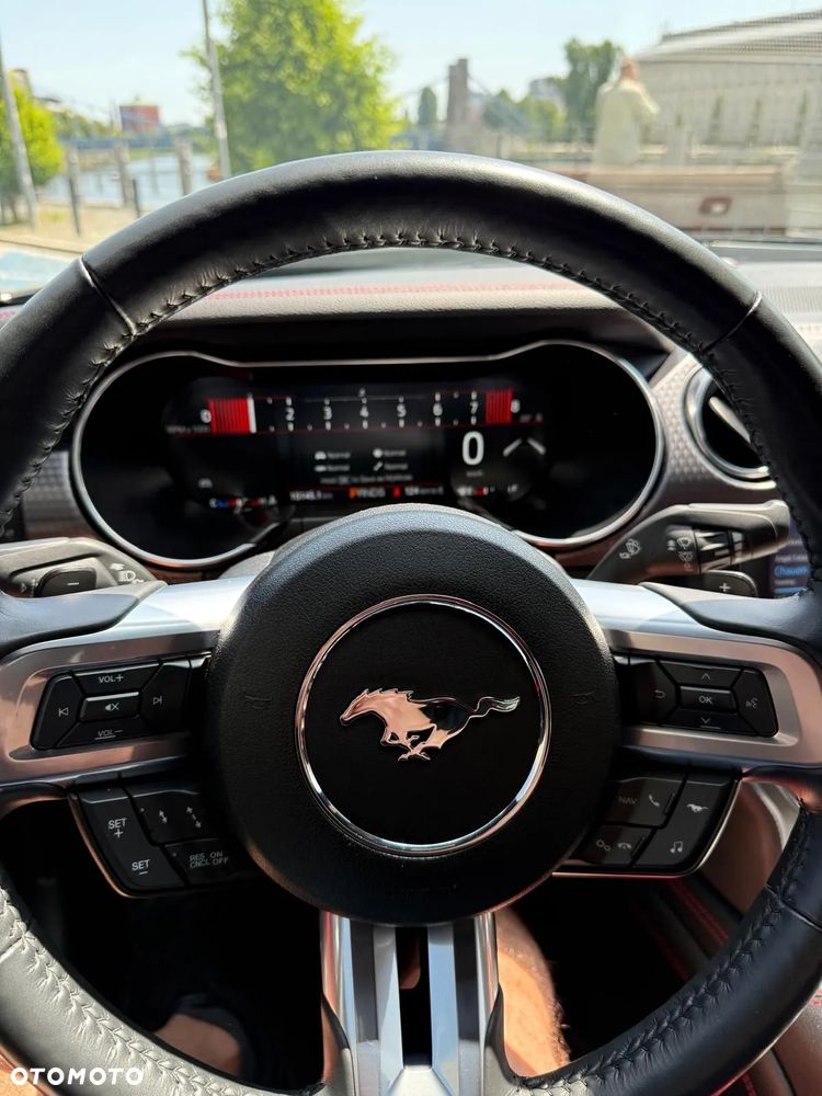 Ford Mustang 5.0 V8 GT - 26